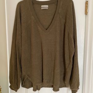 Urban outfitters long sleeve sweater